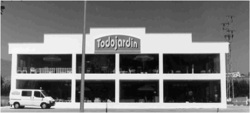 TODOJARDIN. Graden store opened in Estepona in 1995